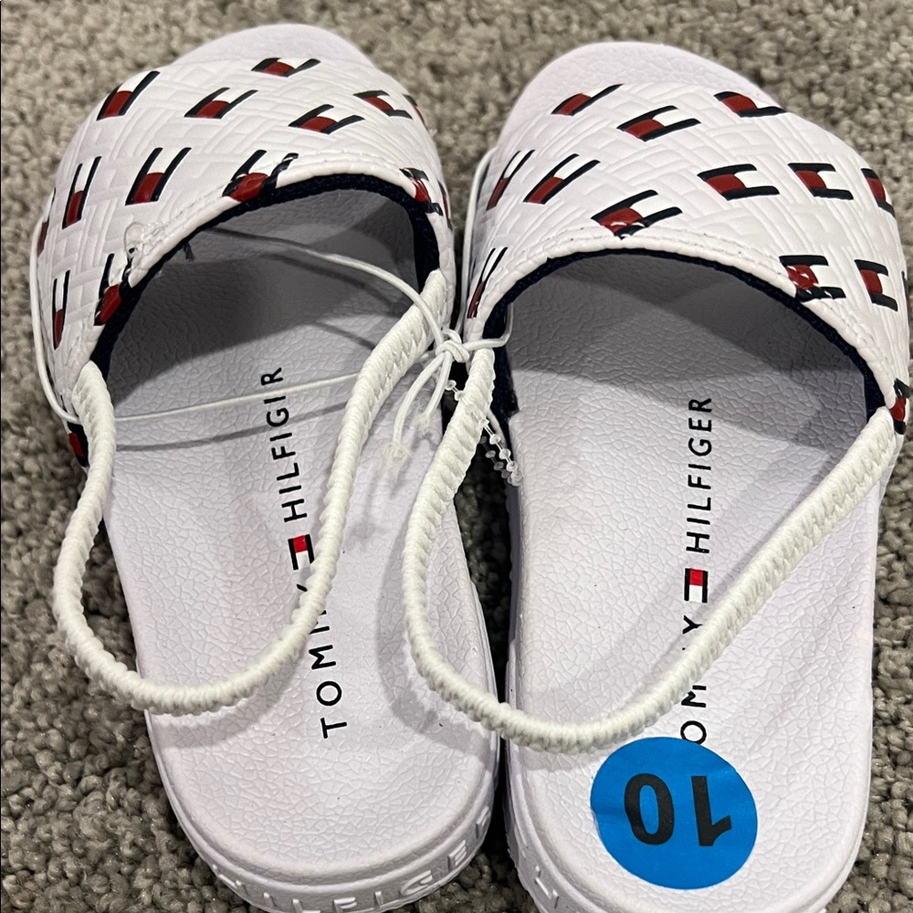 Girls size 10 set of 3 shoes - Picture 11 of 14